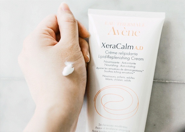 Review] Kem dưỡng Avene XeraCalm A.D Lipid-Replenishing Cream - Rivi Việt  Nam