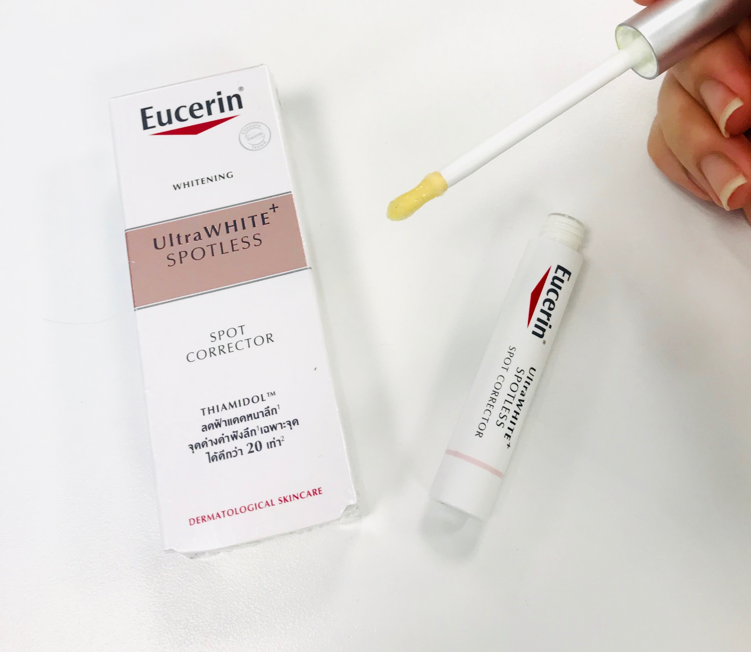 tinh chất đặc trị thâm nám Eucerin UltraWHITE + SPOTLESS Spot Corrector