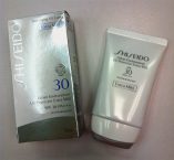 Kem chống nắng Shiseido Urban Environment UV Protector Extra Mild: bảo vệ da hữu hiệu khỏi các tác hại của tia UV