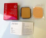 Muốn có lớp trang điểm hoàn hảo hãy thử Shiseido Sheer Mattifying Powder Foundation